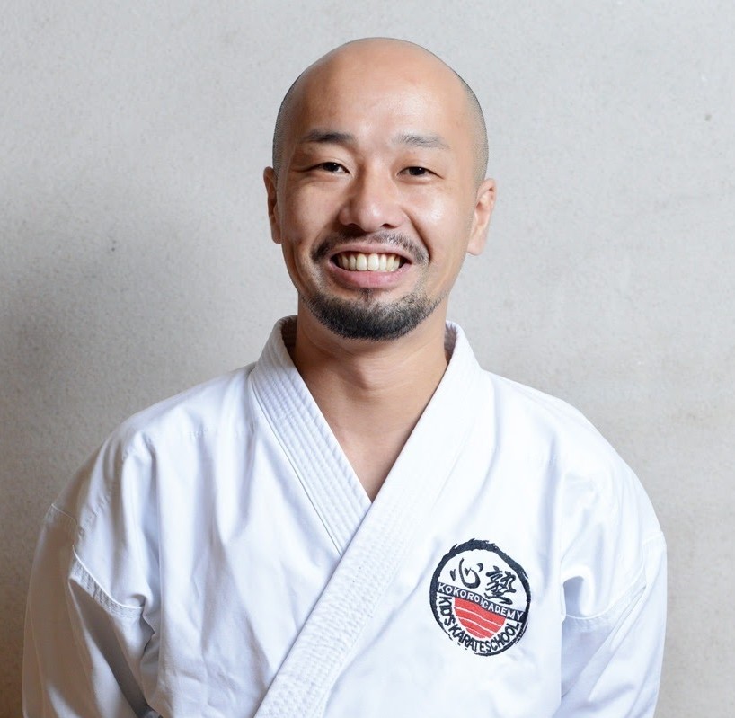 �X�^�b�t�Љ�