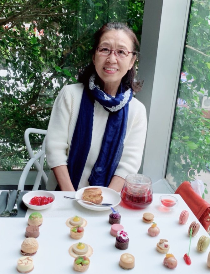 �X�^�b�t�Љ�